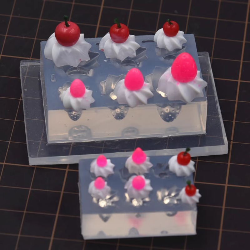 Baby Products Cream - ミニ 3D クリームのコーンイチゴシリコーン型シミュレーションチェリー DIY ベビーハウスソフトセラミックミニチュア食品遊び整形ツール